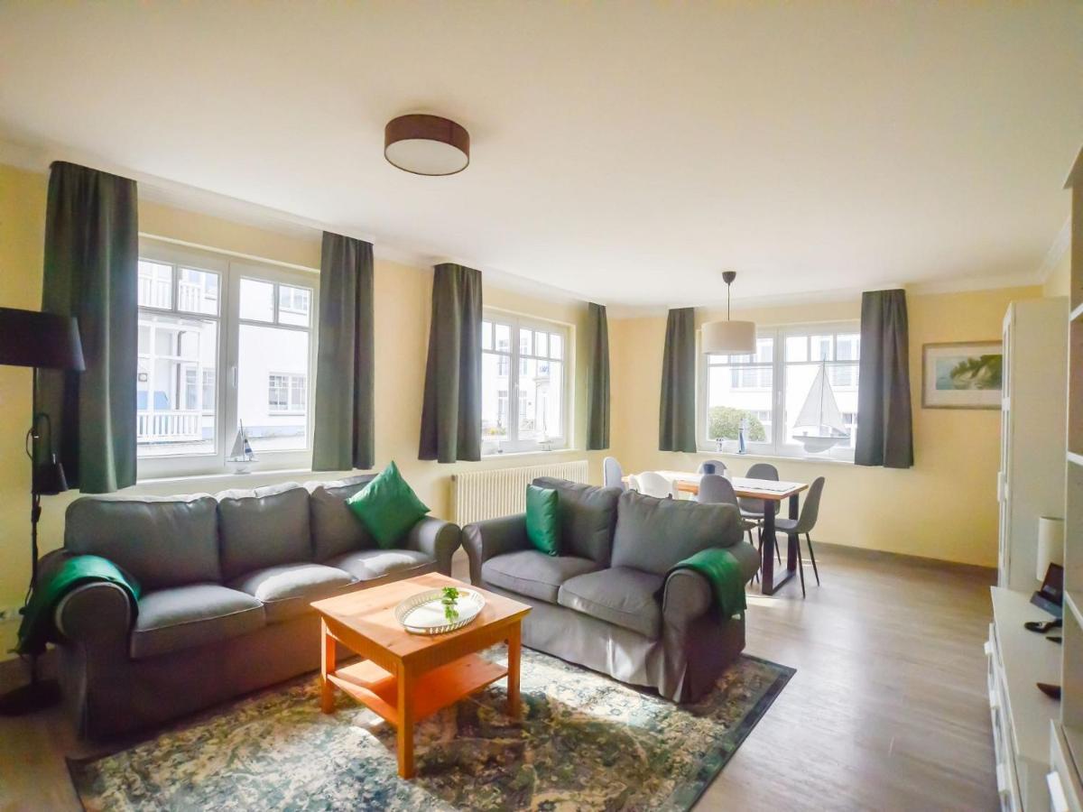 Strandvillen Binz - Ferienwohnung Mit 2 Schlafzimmern Und Balkon Ah-563 Εξωτερικό φωτογραφία